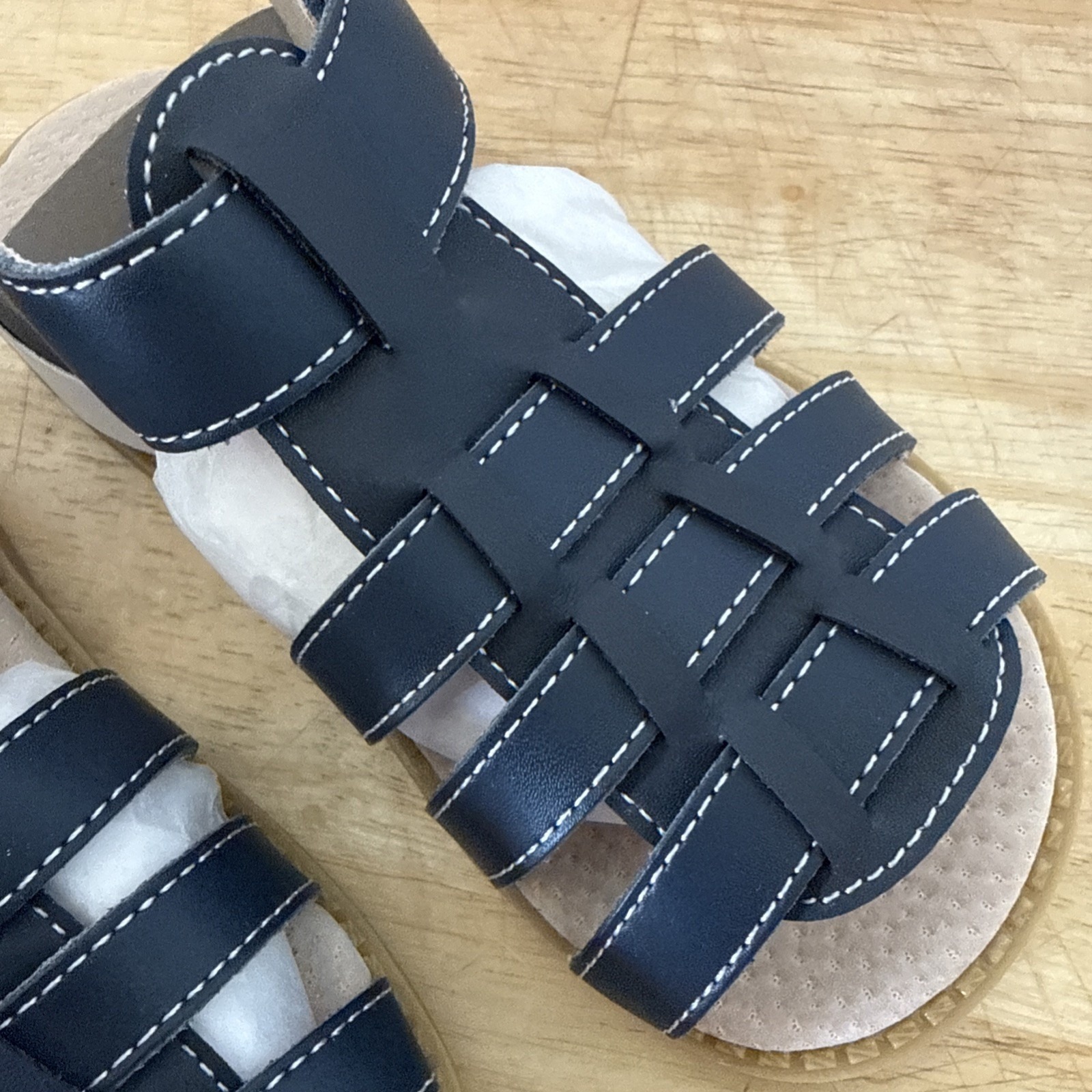 Livie And Luca Boys Size 12 Finn Navy Classic Smooth Leather Fisherman Sandals — image 6 of 8
